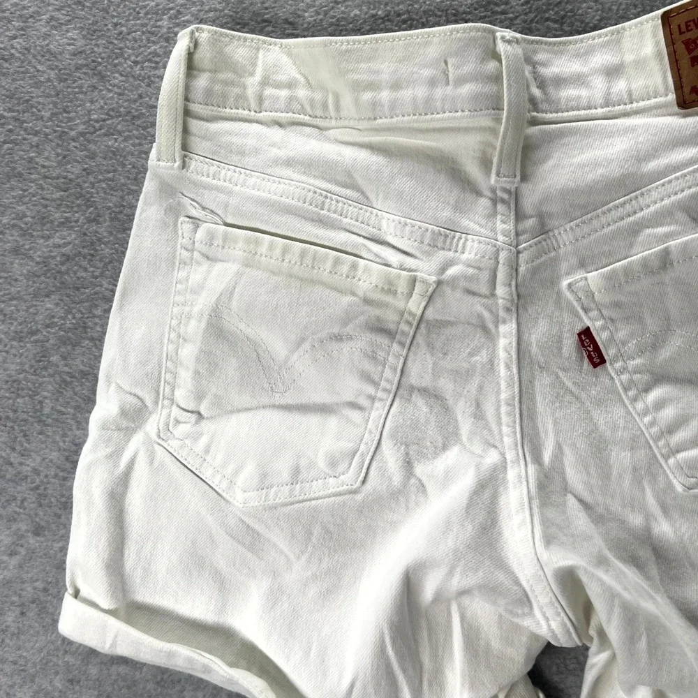 Levi's Mid Length Jean Shorts Womens 27 White Denim 5-Pocket Stretch Cuffed Hem